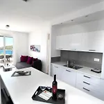Lavanda Deluxe Apartamento *