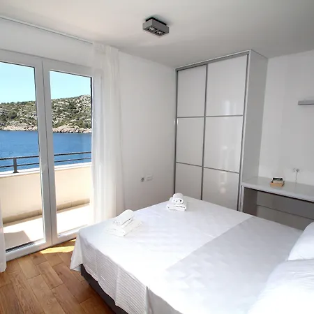 Lavanda Deluxe Apartment *