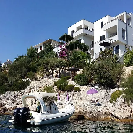 Lavanda Deluxe Apartment *